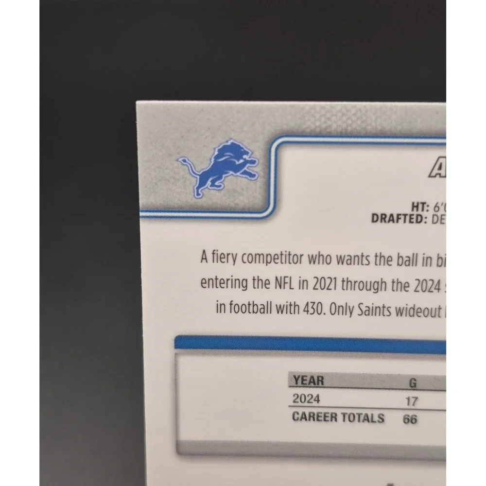 2025 Topps Chrome Amon-Ra St.Brown #98 Fanatics Exclusive Topps Refractor Lions